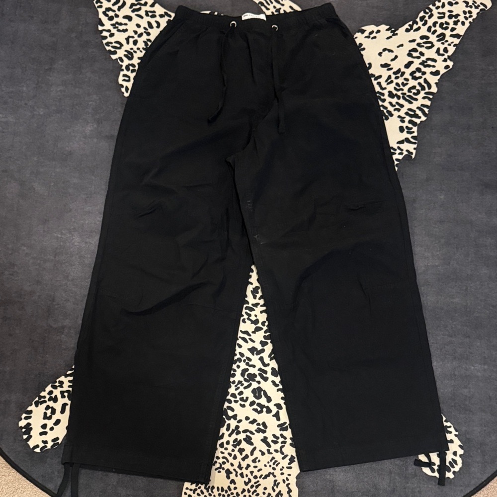 ASOS  brand new design baggy parachute pants